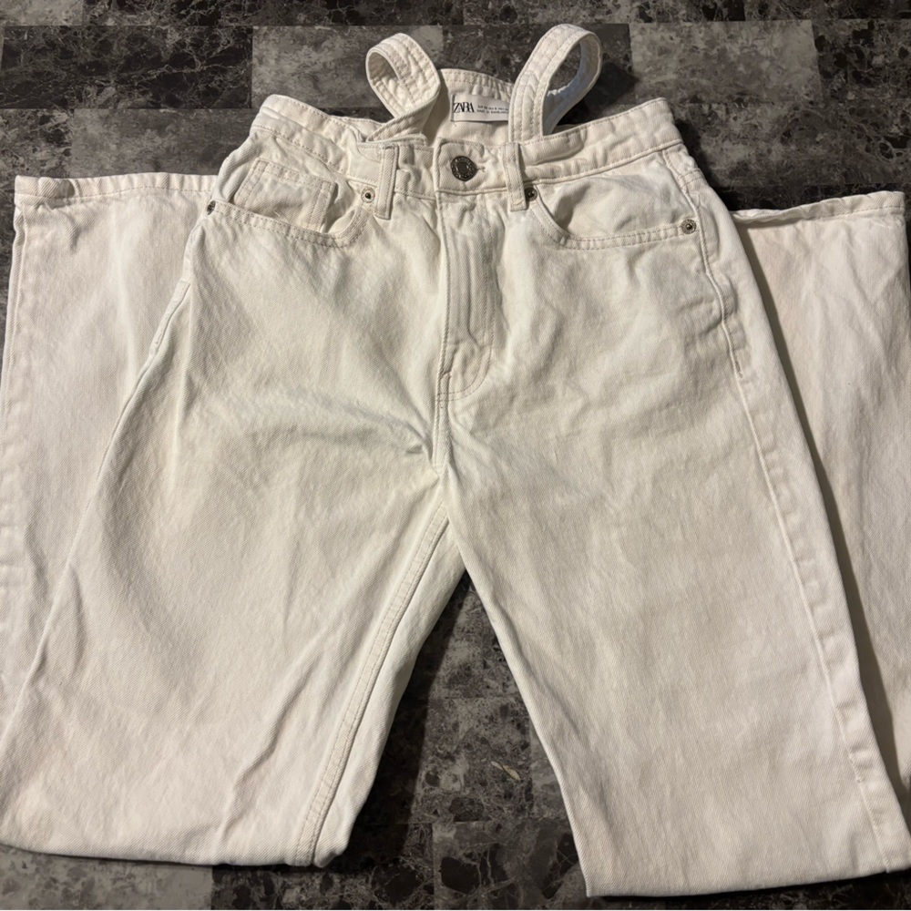 Zara Off-White Denim Jeans